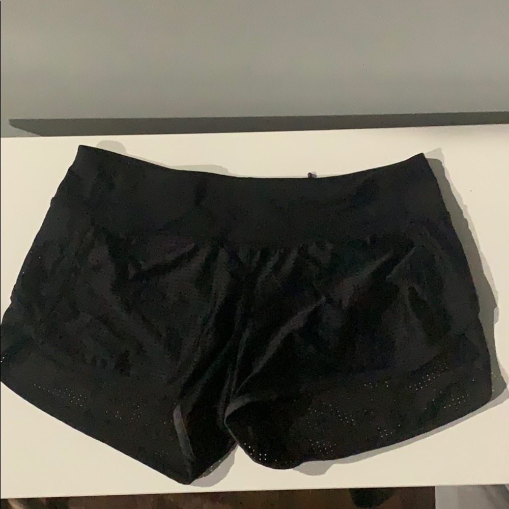 Lululemon Mesh Speed shorts